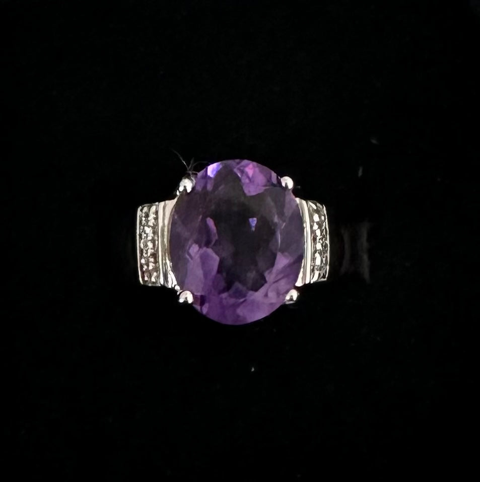 Silver Amethyst Women’s Ring