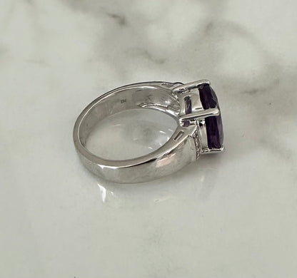 Silver Amethyst Women’s Ring