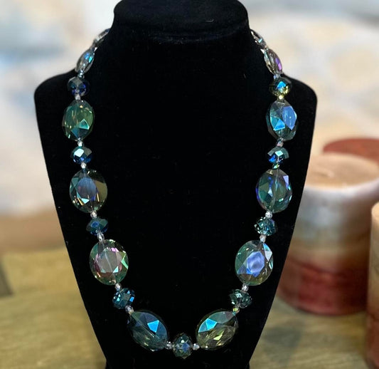 Vintage Faceted Iridescent Blue Glass Beaded Necklace