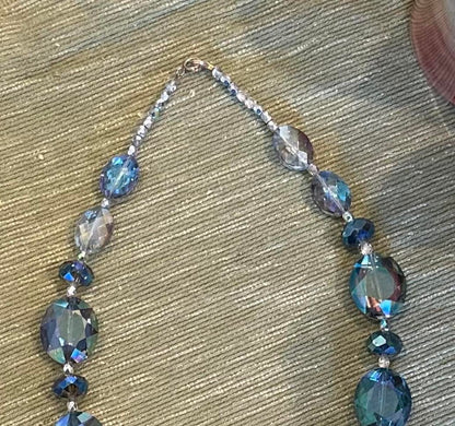 Vintage Faceted Iridescent Blue Glass Beaded Necklace