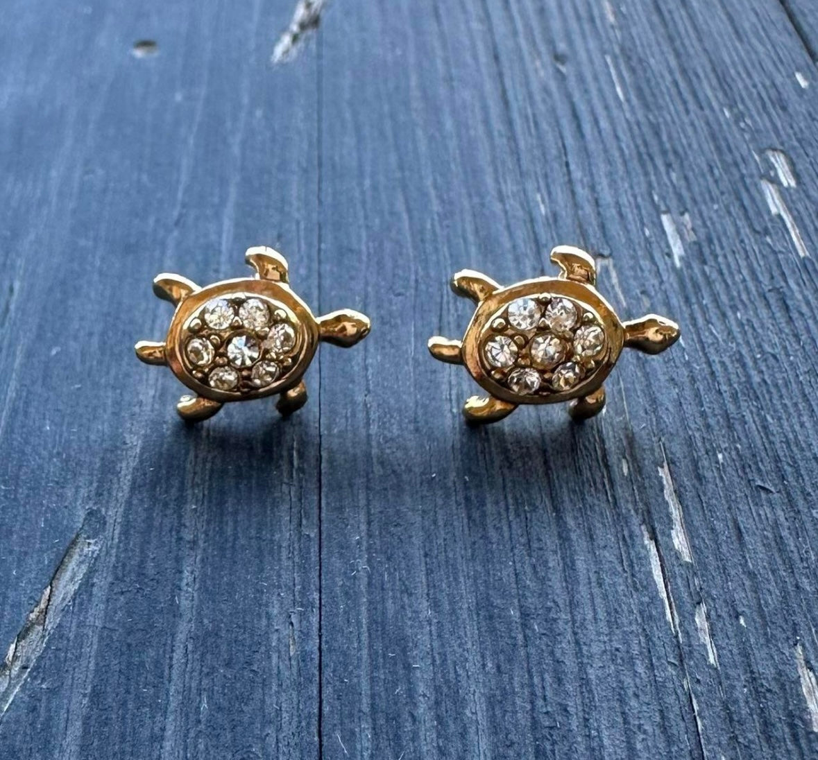 Vintage Avon Turtle Earrings