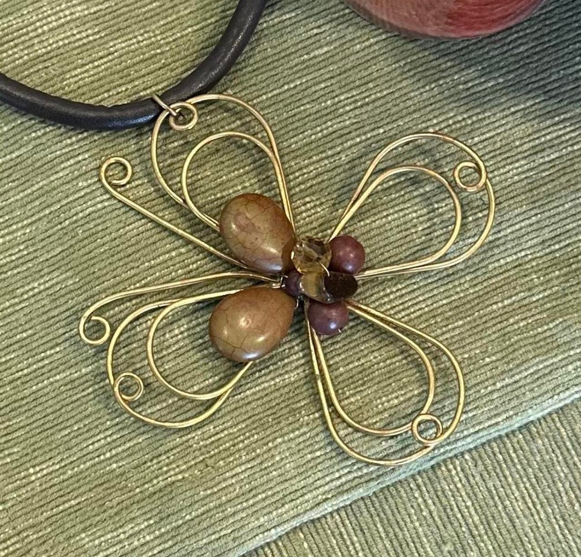 Wire Flower Necklace