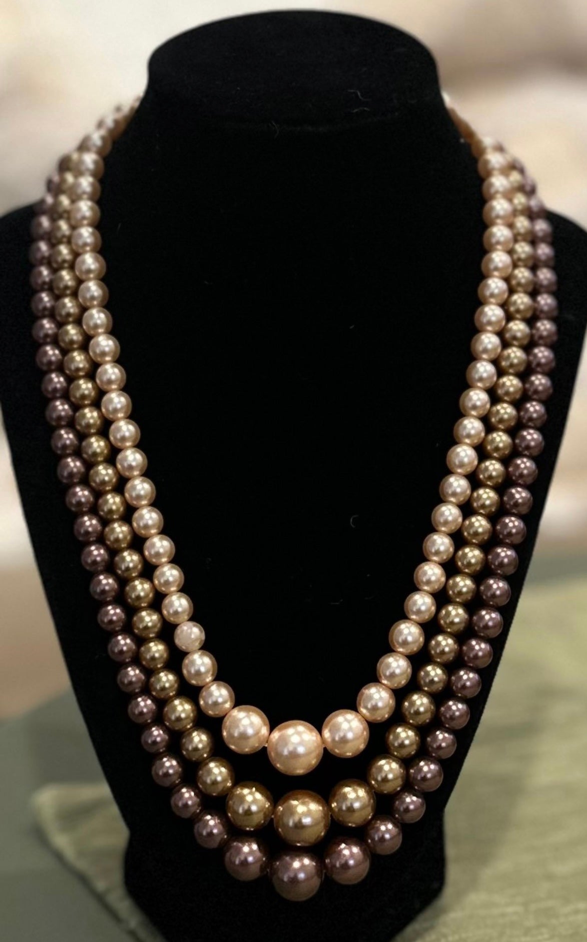 3 Strand Vintage Faux Pearl Necklace